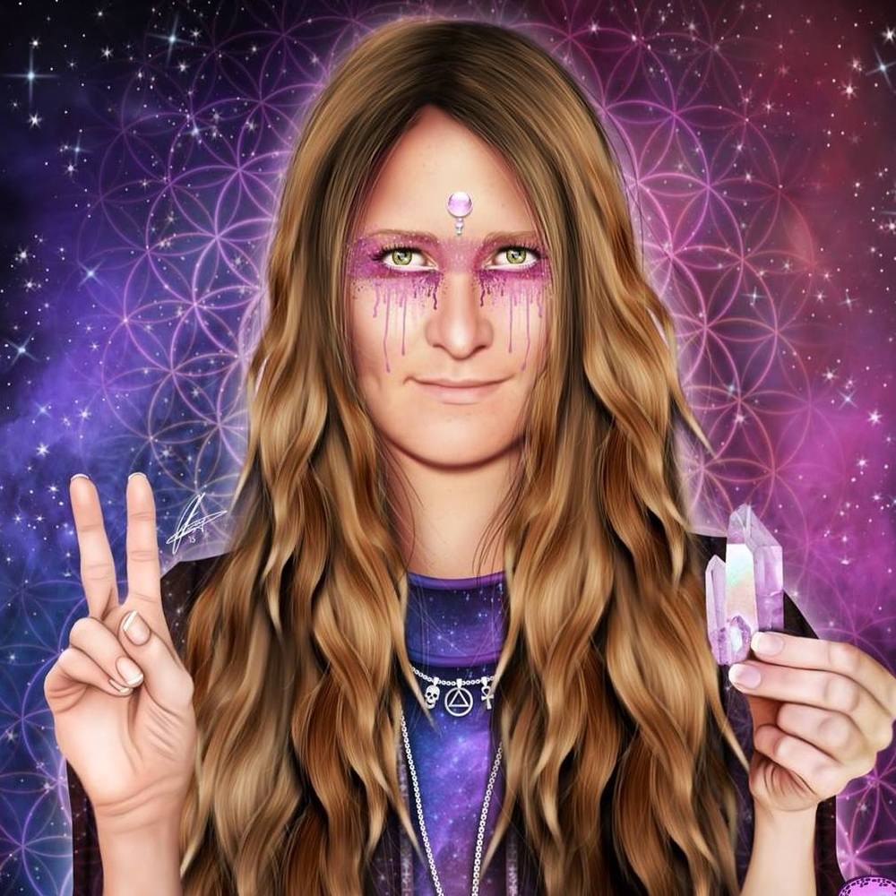 Meet your Posher, Hali